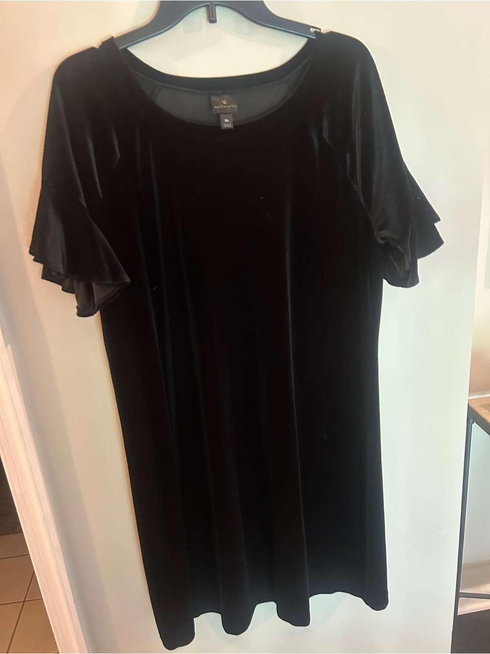 🖤 Worthington Black Velvet Midi Dress with Ruffle Sleeves 🖤